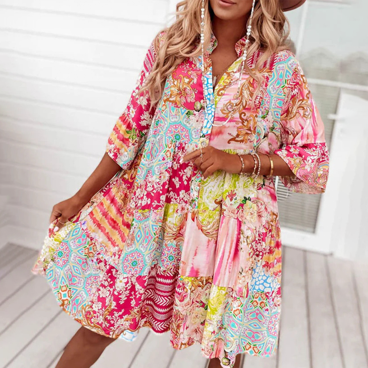Süßes pinkfarbenes 3/4-langärmeliges Minikleid